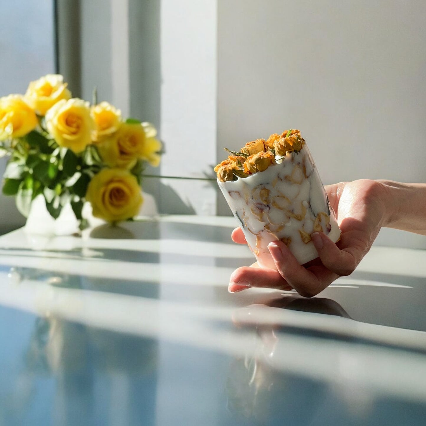 Floral Soy Wax Candle - English Pear Freesia Scent