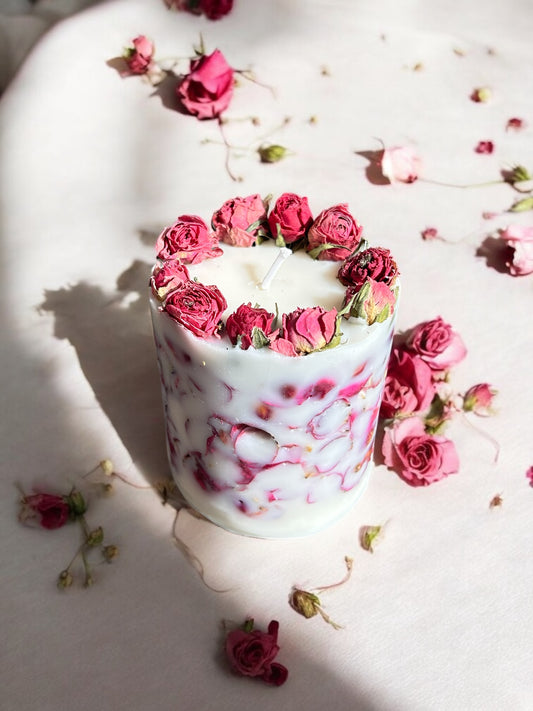 Candle with dried Rose flower - Dessert Rose Scent